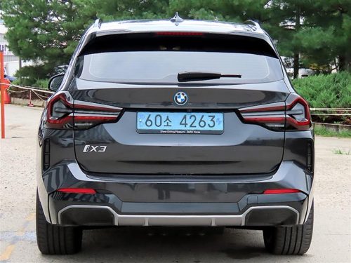 BMW iX3 M 스포츠 사진 모두보기