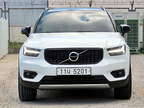 볼보 XC40 T4 4WD R-디자인