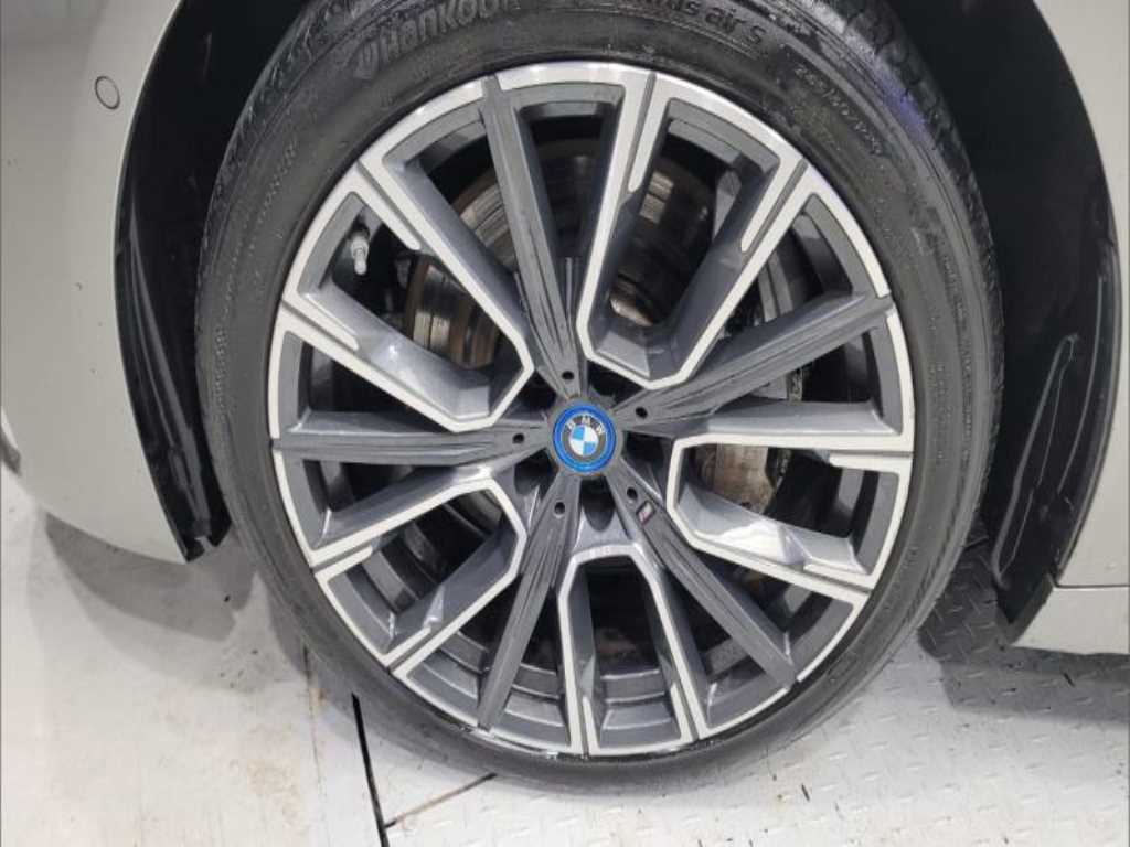 BMW 7시리즈 (G11) 740Le i퍼포먼스 사진 5