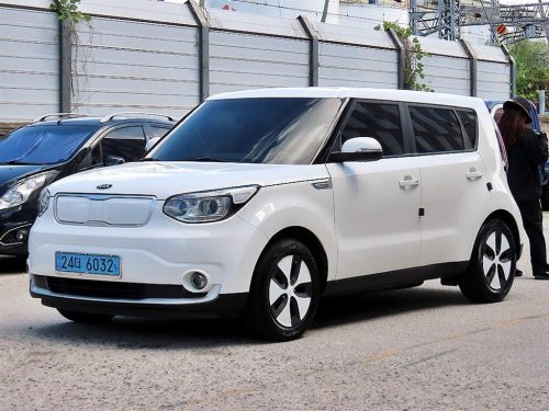 기아 쏘울 EV 사진 2