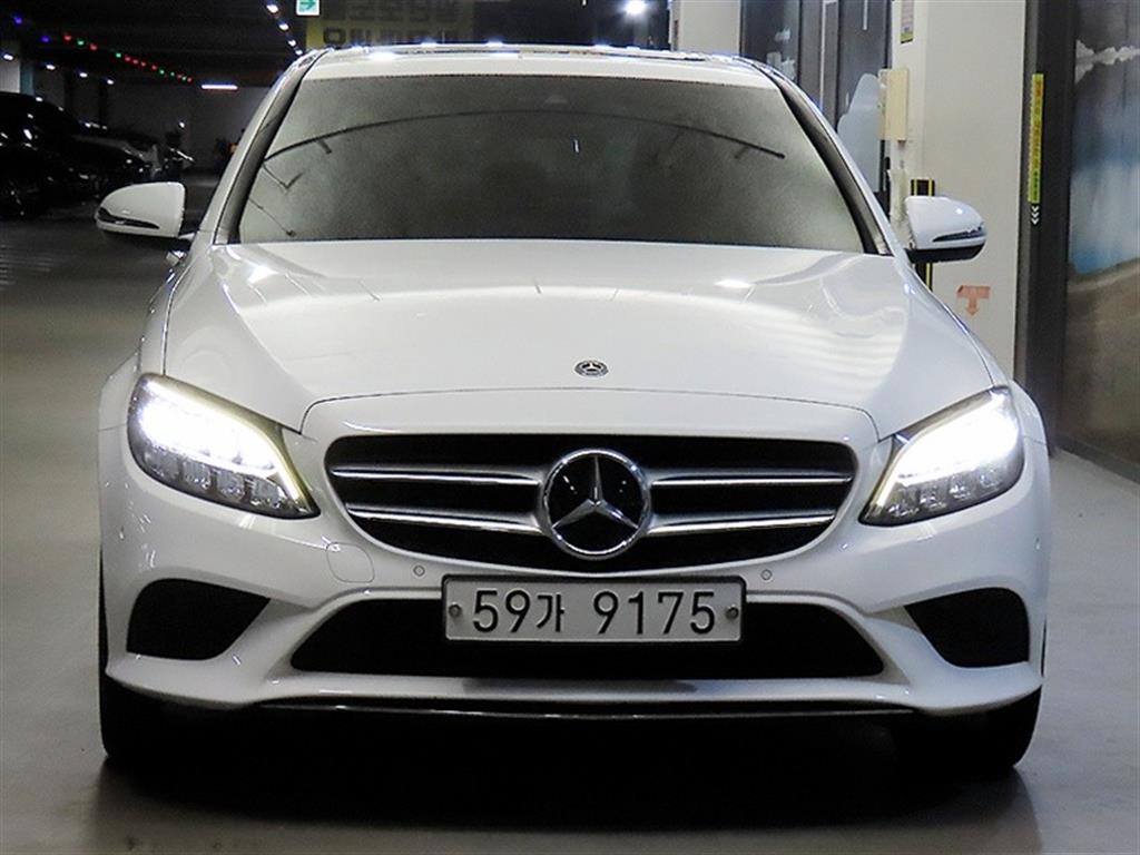 벤츠 C클래스 W205 C220 d 아방가르드 사진 2