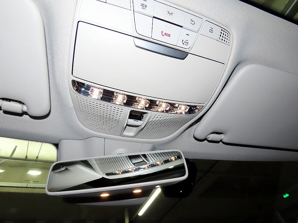벤츠 C클래스 W205 C220 d 아방가르드 사진 17