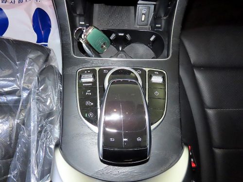 벤츠 C클래스 W206 C200 사진 12