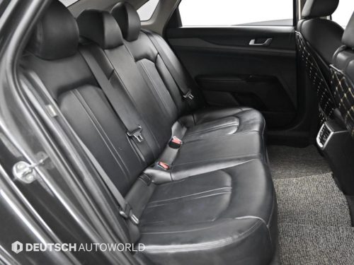 Kia K5 3rd Gen LPI 2.0 (Rental Car) Trendy photo 12