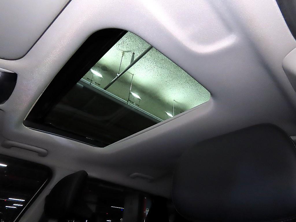 Vehiclephoto 14