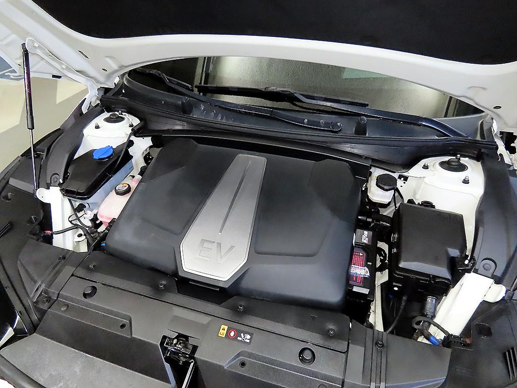Vehiclephoto 19
