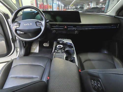 Kia EV6 Long Range AWD Earth photo 10
