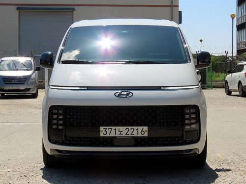 Hyundai Staria LPG Lounge Mobility