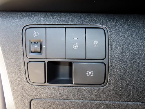 Hyundai Staria LPG Lounge Mobility 7-Seater photo 11