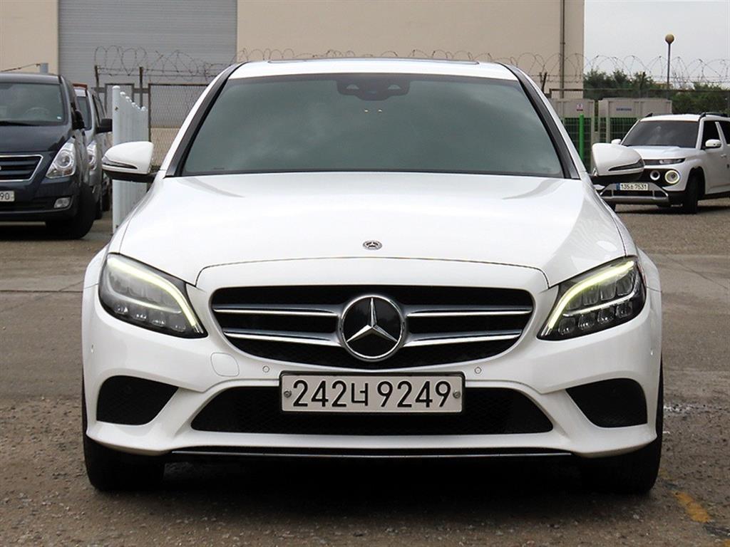 벤츠 C클래스 W205 C220 d 4MATIC 아방가르드 사진 1