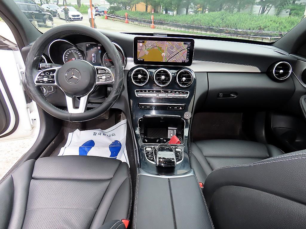 벤츠 C클래스 W205 C220 d 4MATIC 아방가르드 사진 7