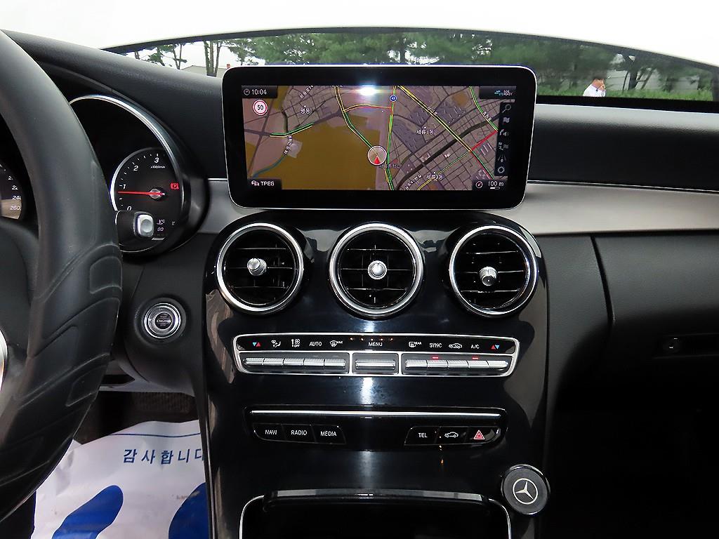 벤츠 C클래스 W205 C220 d 4MATIC 아방가르드 사진 13