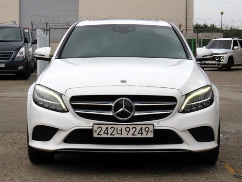 벤츠 C클래스 W205 C220 d 4MATIC 아방가르드