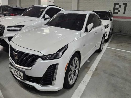 캐딜락 CT5 2.0 프리미엄 럭셔리