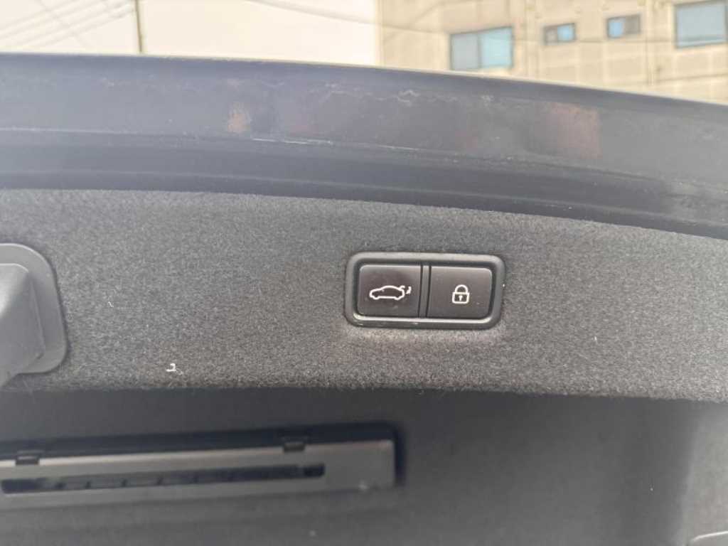 제네시스 G90 3.8 GDI AWD 사진 5