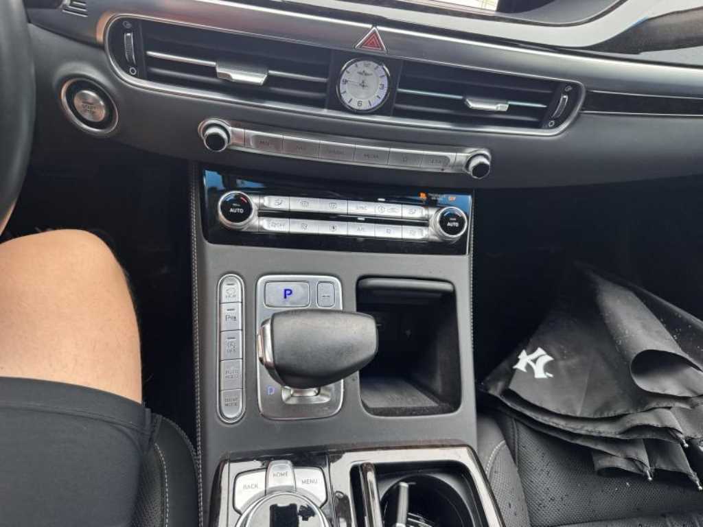 제네시스 G90 3.8 GDI AWD 사진 12