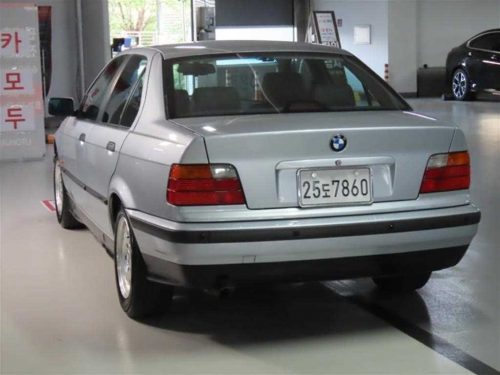 BMW 3시리즈 318IS 세단 사진 4