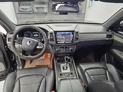 KG모빌리티(쌍용) G4렉스턴 디젤 2.2 4WD 사진 모두보기