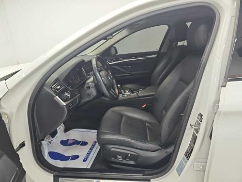 BMW 5시리즈 (F10) 520d xDrive M 에어로다이나믹 사진 11
