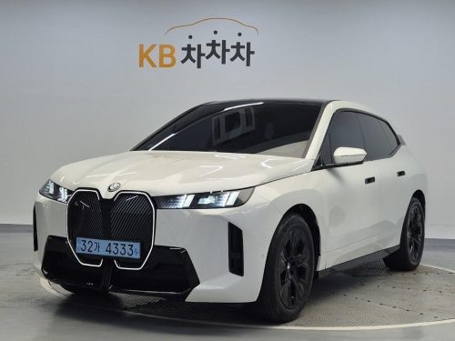 BMW iX xDrive 45 M 스포츠