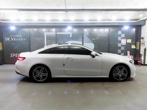 벤츠 E-클래스 W213 E220d 쿠페 사진 3