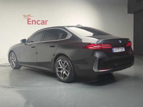 BMW 5시리즈 (G60) 520i 사진 6