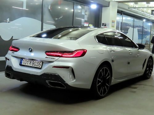 BMW 8시리즈 (G15) M850i xDrive 그란 쿠페 사진 4