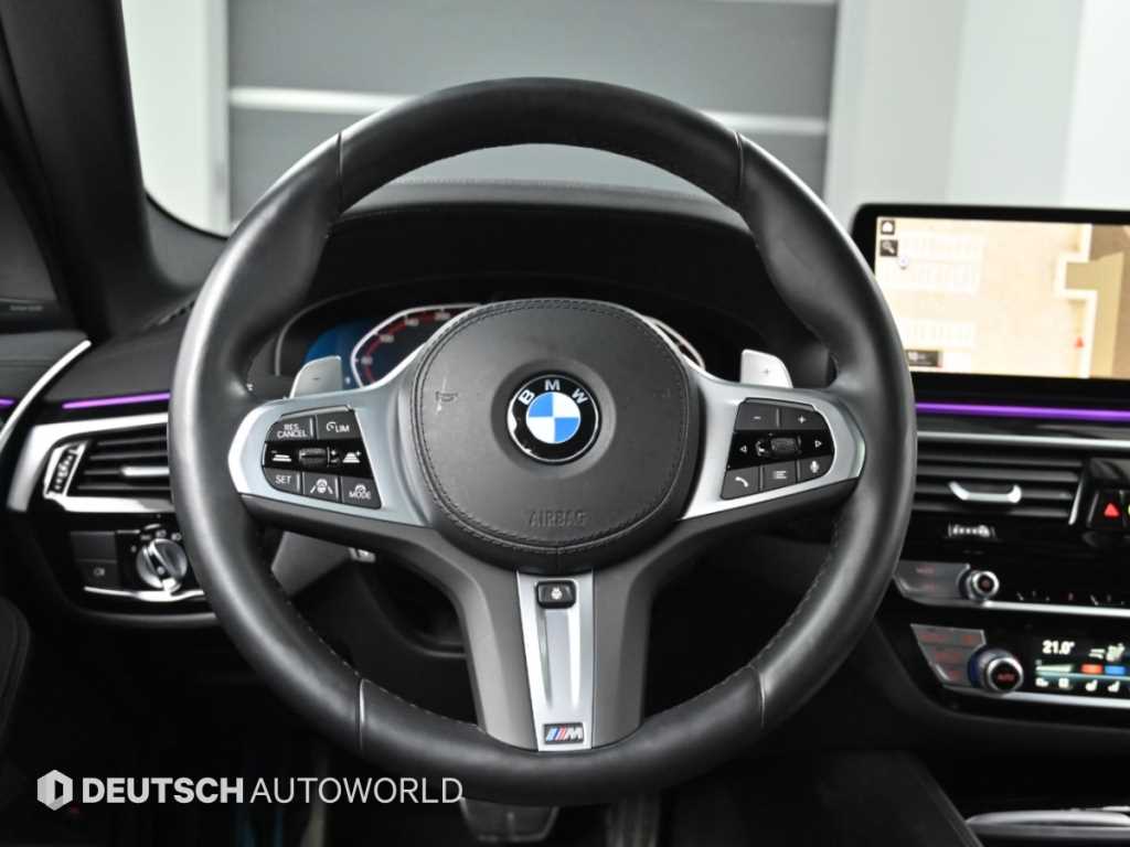 BMW 5시리즈 (G30) 530i M 스포츠 사진 13