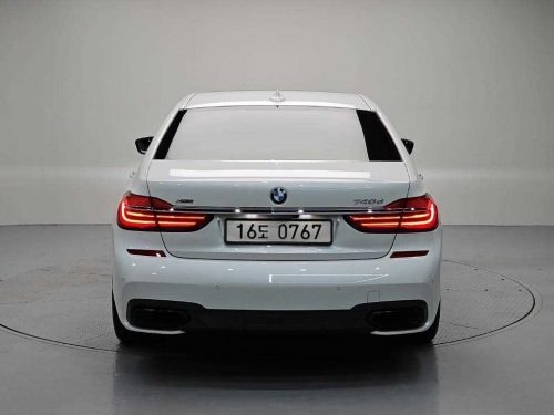 BMW 7시리즈 (G11) 740d xDrive M 스포츠 사진 3