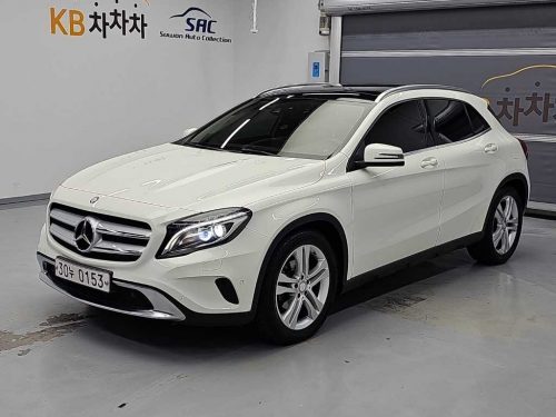 벤츠 GLA클래스 X156 GLA200 D 4MATIC 액티비티 에디션