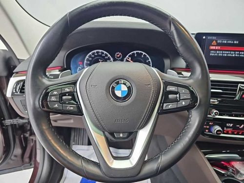 BMW 6시리즈 GT (G32) 620d 럭셔리 사진 9