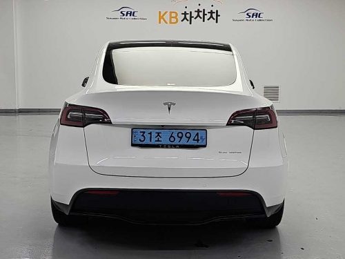 테슬라 모델 Y 롱 레인지 사진 3
