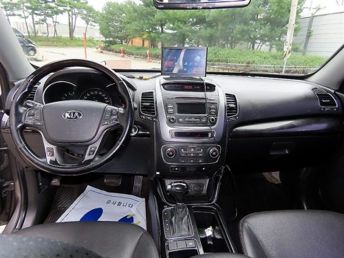 기아 뉴 쏘렌토 R 2WD 2.0 트랜디 사진 모두보기