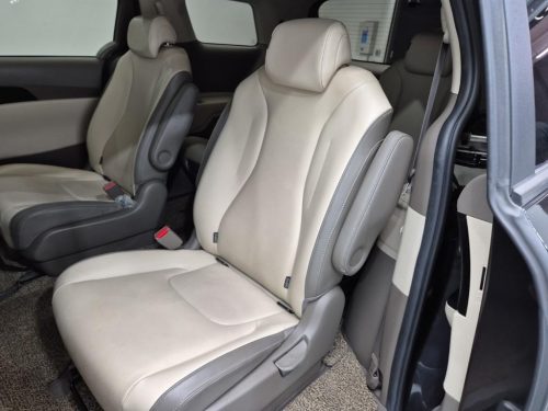 Kia Carnival 4th Gen Diesel 9-Seater Prestige photo 12
