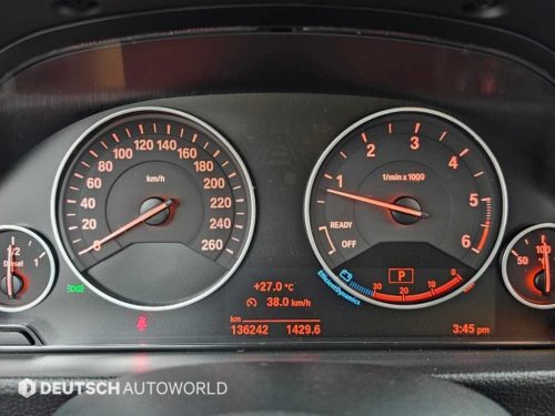 BMW 3시리즈 (F30) 320d 사진 8