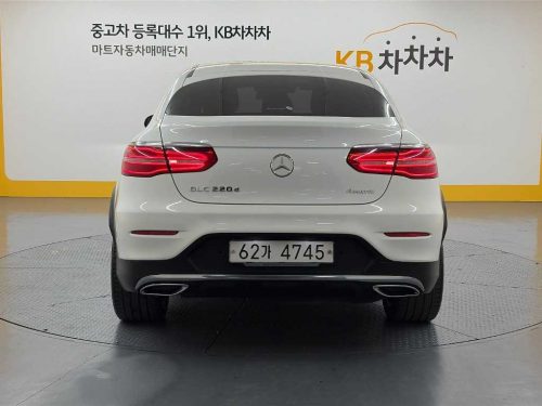 벤츠 GLC클래스 X253 GLC 220 d 4MATIC 프리미엄 쿠페 사진 3