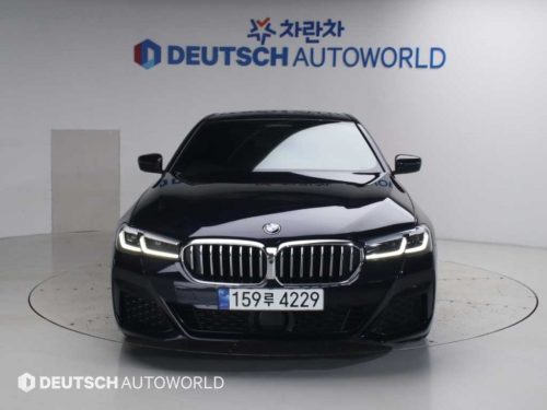 BMW 5시리즈 (G60) 520i 사진 3
