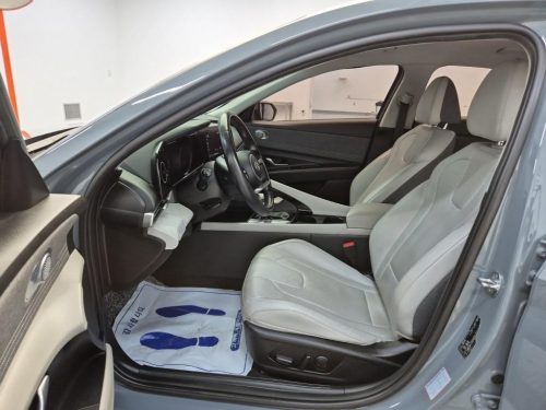Hyundai Avante Hybrid (CN7) Modern photo 9