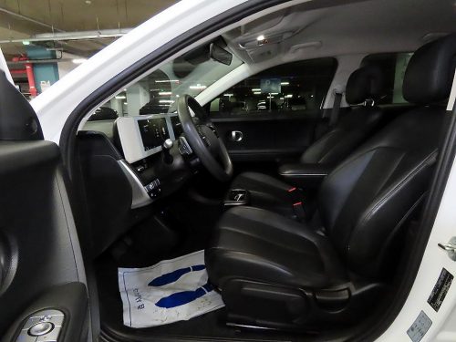 Hyundai Ioniq 5 Standard Commercial photo 6