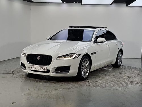 재규어 XF(X260) 2.0D 프레스티지 AWD