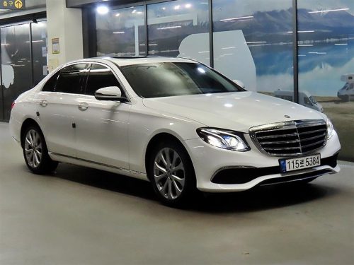 벤츠 E-클래스 W213 E220d 4MATIC 익스클루시브