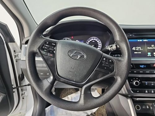 현대 LF 쏘나타 1.7 E-VGT 스타일 사진 9