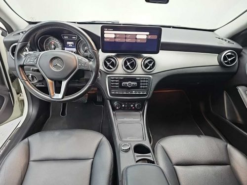 벤츠 GLA클래스 X156 GLA200 CDI 4MATIC 사진 모두보기
