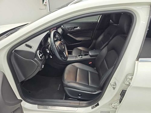 벤츠 GLA클래스 X156 GLA200 CDI 4MATIC 사진 11
