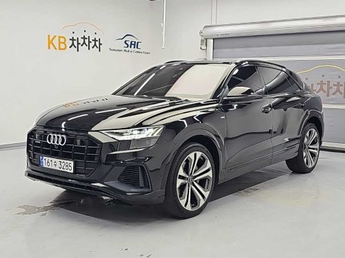 아우디 Q8 55 TFSI 콰트로 프리미엄
