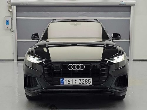 아우디 Q8 55 TFSI 콰트로 프리미엄 사진 2