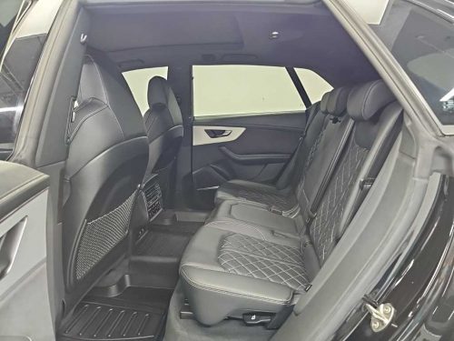 아우디 Q8 55 TFSI 콰트로 프리미엄 사진 12