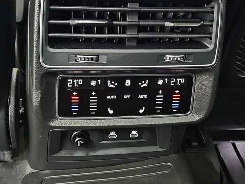 아우디 Q8 55 TFSI 콰트로 프리미엄 사진 13