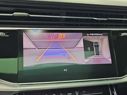 아우디 Q8 55 TFSI 콰트로 프리미엄 사진 16