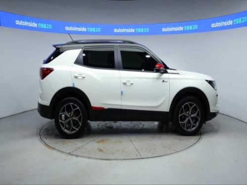 KG모빌리티(쌍용) 뷰티풀코란도 2WD 가솔린 1.5 R-플러스 사진 3